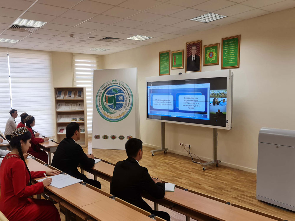 Uzak aralykdan (wideoşekilli) okuw sapagy geçirildi