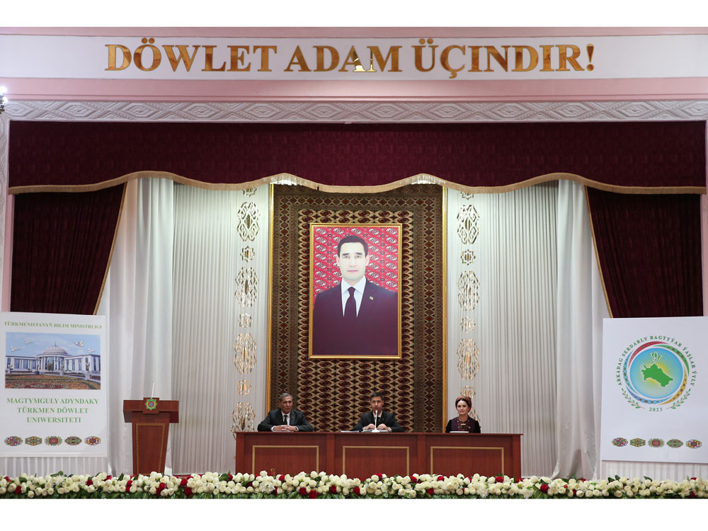 Ylymlar güni mynasybetli ylmy-amaly maslahat