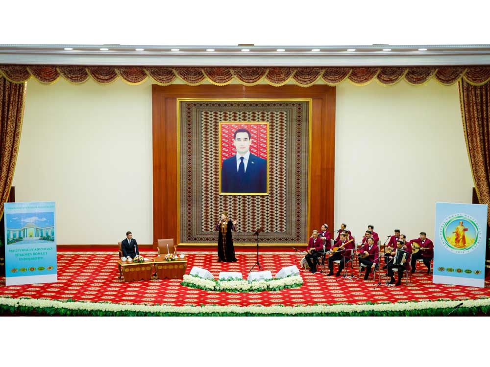 Türkmenistanyň Gahrymany Annajemal Nurmuhammedowa bilen döredijilik duşuşygy