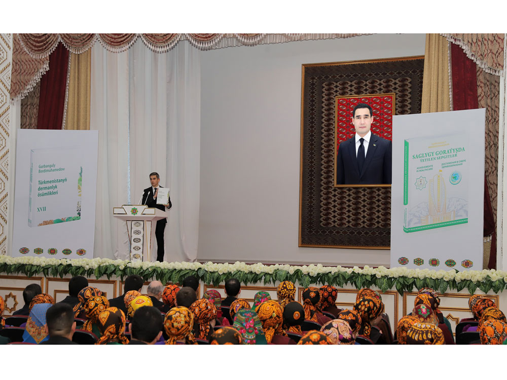 Gahryman Arkadagymyzyň täze kitaplarynyň tanyşdyrylyşy geçirildi