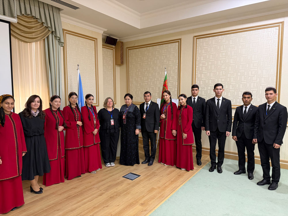 ЮНИСЕФ: Учебный семинар за круглым столом по социальной работе