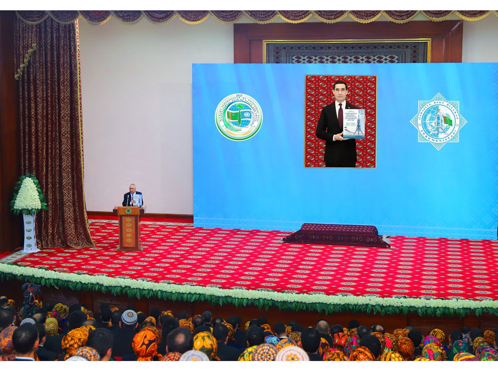 Türkmen döwlet uniwersitetinde Hormatly Prezidentimiziň täze kitabynyň tanyşdyrylyşy geçirildi