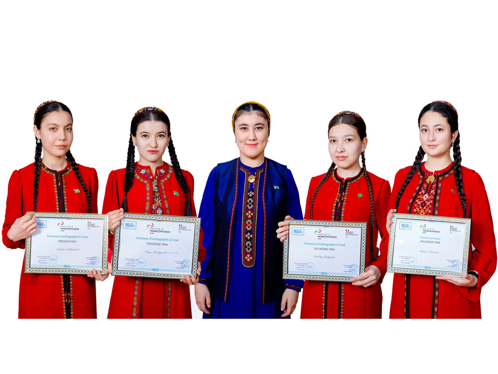 Fransuz dili boýunça geçirilen bäsleşikde talyplarymyz üstünlikli çykyş etdiler